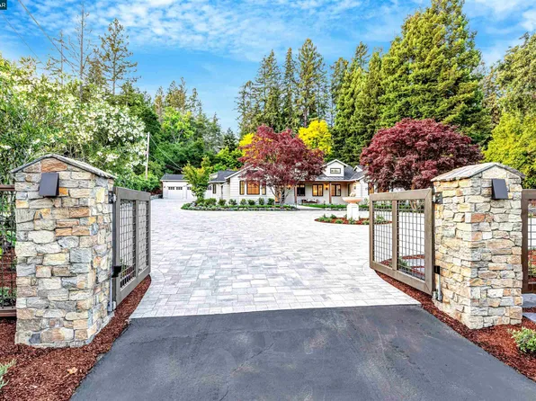 3890 Happy Valley Rd, Lafayette, CA 94549