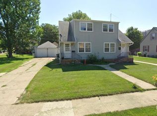 407 & 409 Michigan St, Storm Lake, IA 50588
