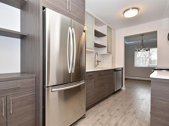 3rd image of 2420 E Brandenberry Ct APT 1F