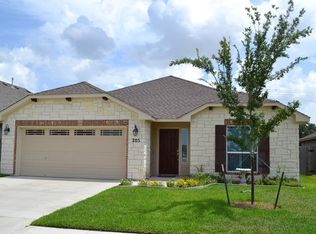 205 Terravista Trl, Victoria, TX 77904
