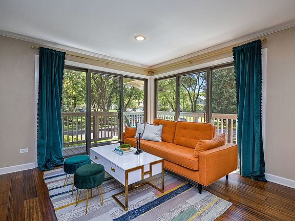 5th image of 917 Royal Blackheath Ct