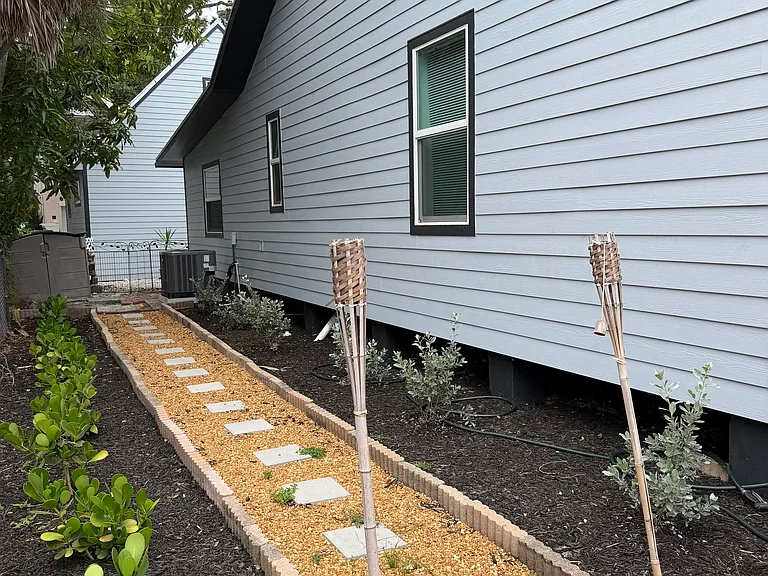 416 SW California Ave — Photo 16