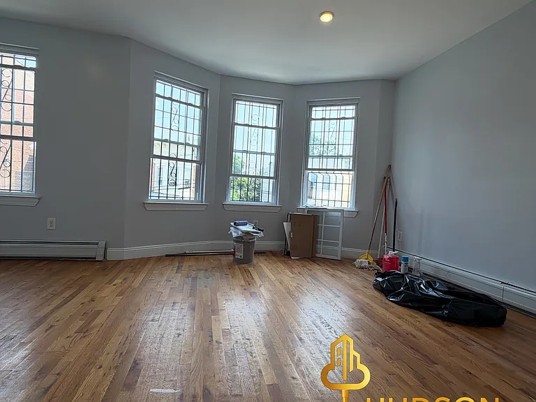 227 Bidwell Ave #2 — Photo 6