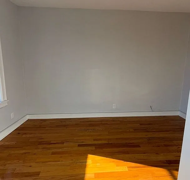 807 - Trefoil Manor — Photo 18