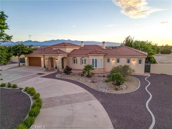 10230 Bellflower St, Oak Hills, CA 92344