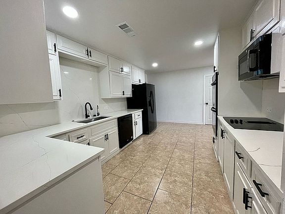 5th image of 2200 Harvard Ave