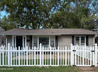 500 W Spring St, Neosho, MO 64850