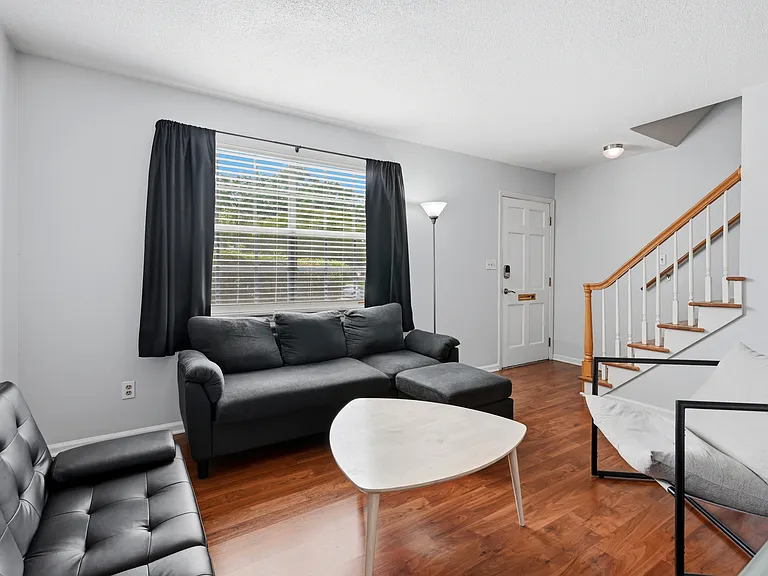 1002 Willow Dr #60 — Photo 8