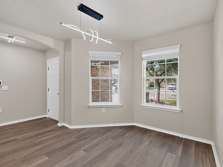 735 Pelican Point — Photo 4
