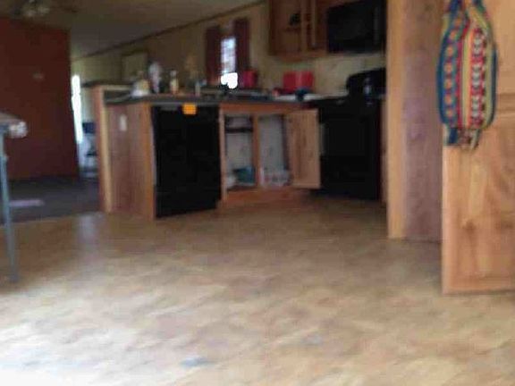 5th image of 530 SE County Road 3105