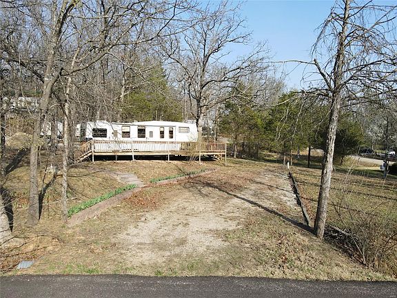 4th image of 6137 Donna Dr