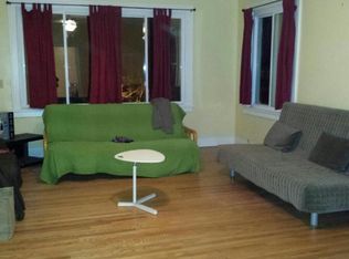 5537 Bartlett St, Pittsburgh, PA 15217