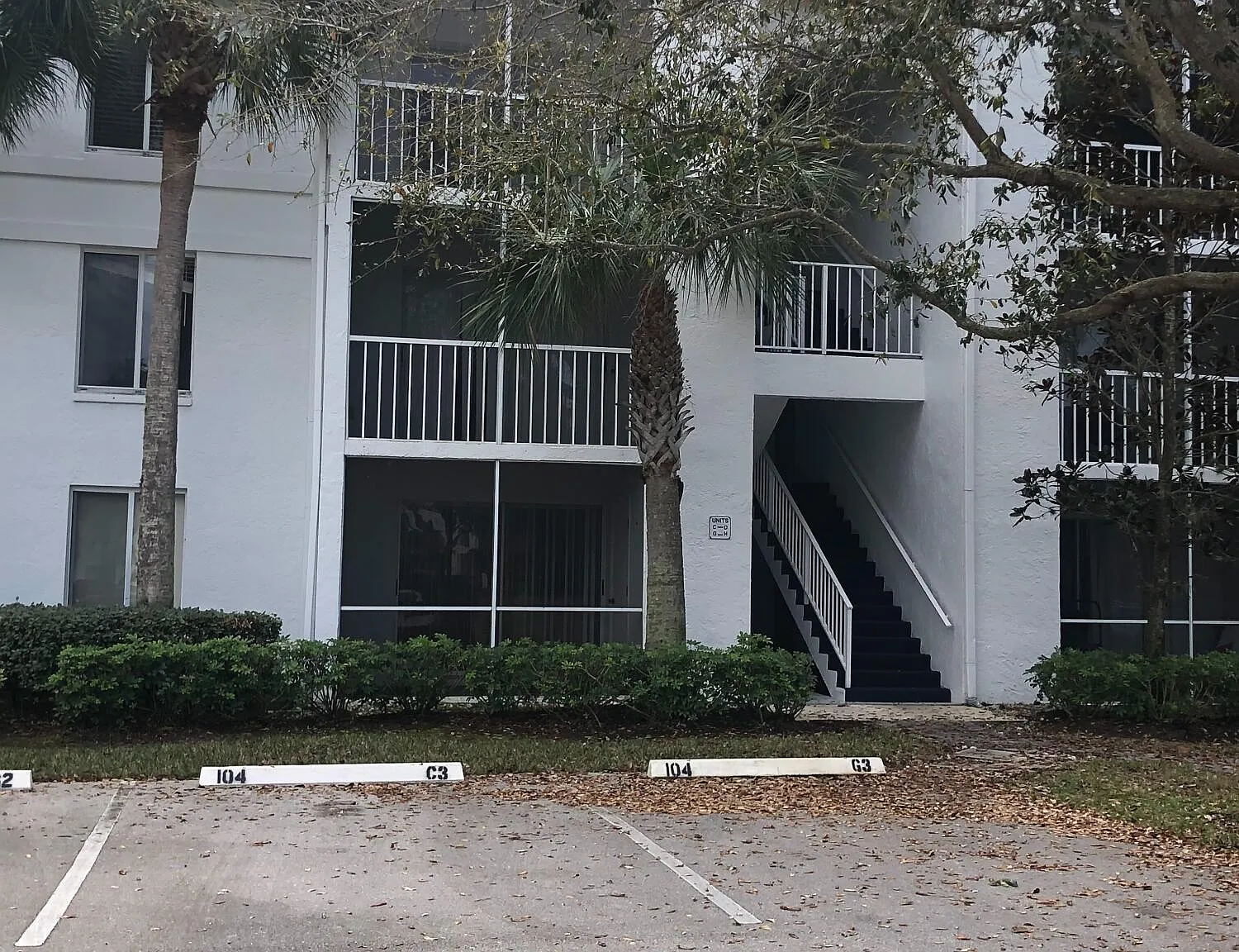2 bed, 2.0 bath, 1018 sqft, $1,700 — Photo 2
