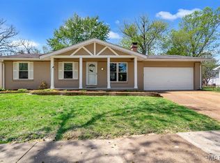 1107 Grenadier Ln, Ballwin, MO