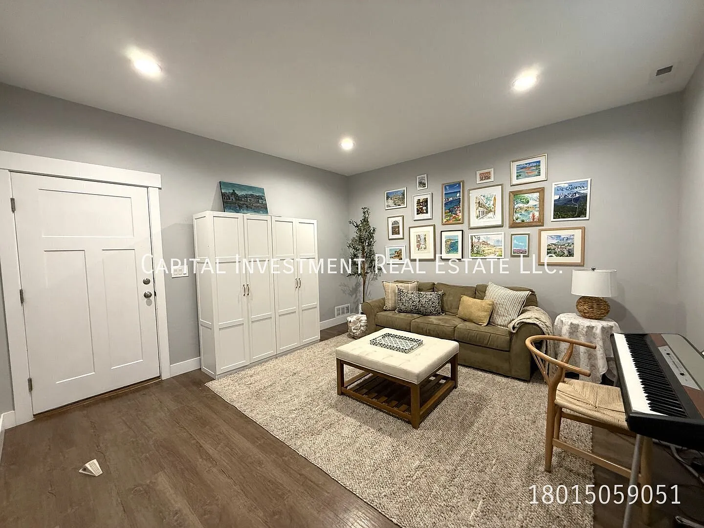 Beautiful townhome available now! — Photo 2