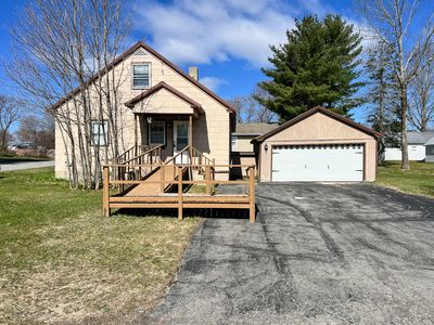 1 High Street, East Millinocket, ME, 04430
