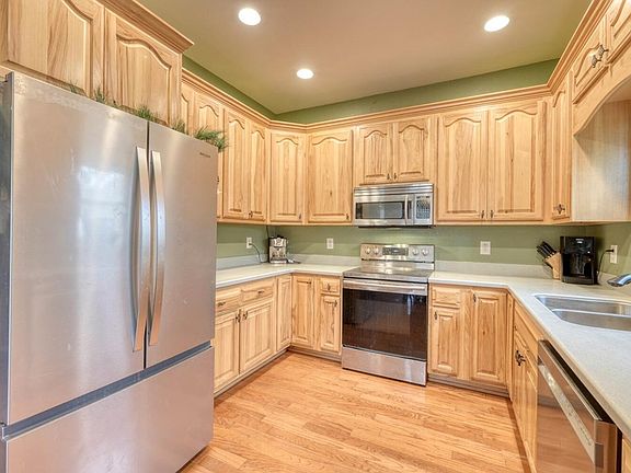 5th image of 95 Breezy Brook Lane #5