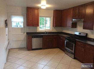 499 Brinkerhoff Ave #1, Fort Lee, NJ 07024