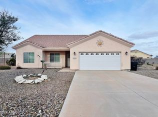15498 S Overfield Rd, Arizona City, AZ 85123