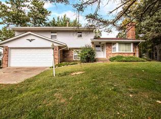 9089 Vineyard Rd, Toulon, IL 61483