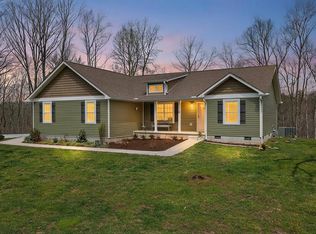 736 Poston Dr, Monterey, TN 38574