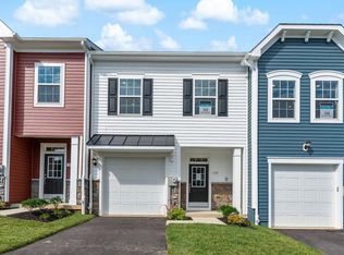 139 Holstein Dr, Hanover, PA 17331