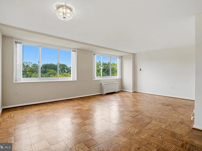 10500 Rockville Pike #605 — Photo 6