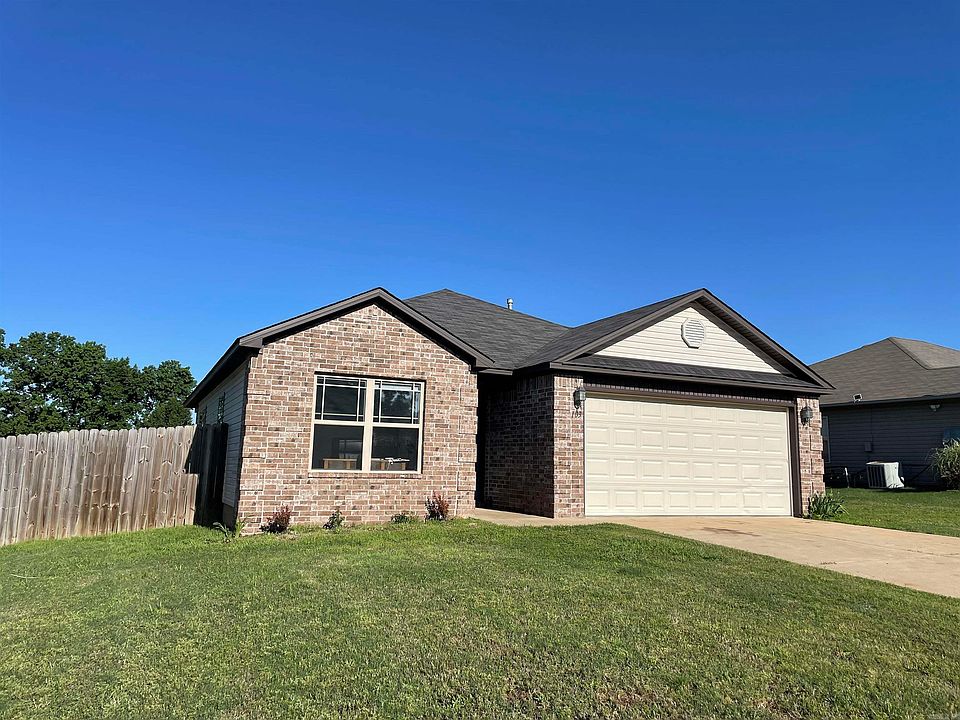 1st image of 103 Sunflower Ln