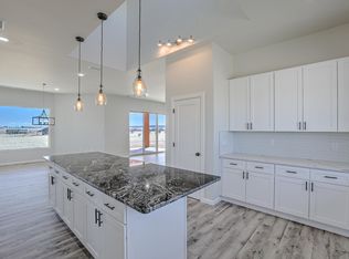 26 Casey Ct, Edgewood, NM 87015