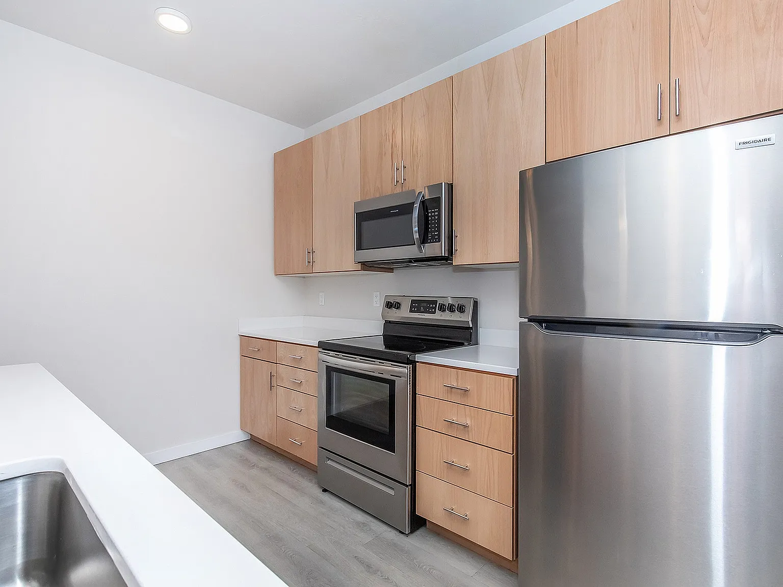 Struthers Residences — Photo 3