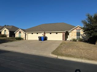 201B Chapel Trail Cir, Woodway, TX 76712