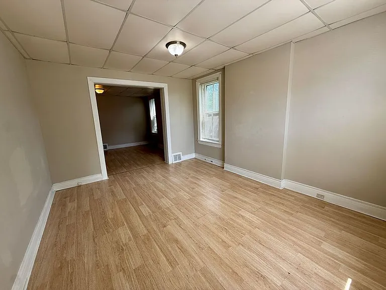 2826 Nebraska Ave — Photo 9