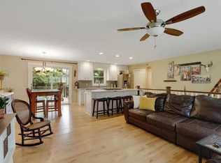 1109 Laurel Ave, Hudson, WI 54016