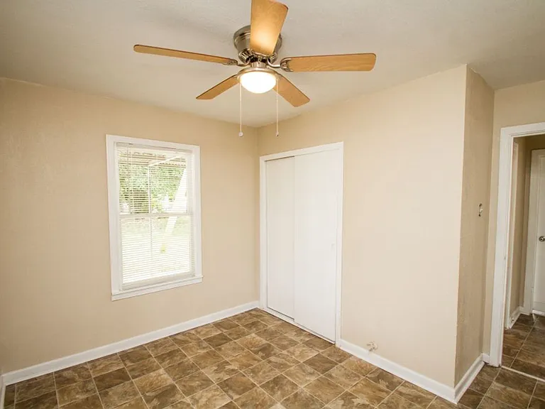 3030 Martin Luther King Dr — Photo 15