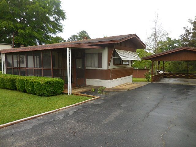 1st image of 150 Gibbs Dr