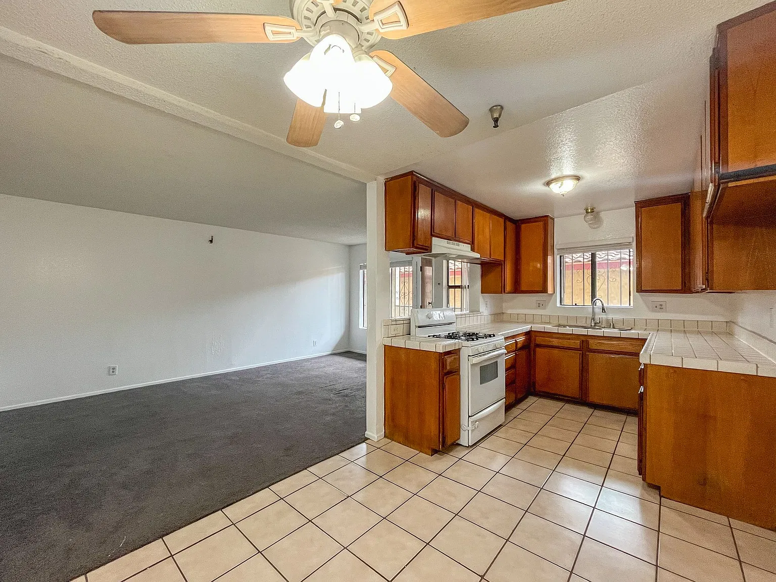 11943 Grevillea Ave — Photo 1