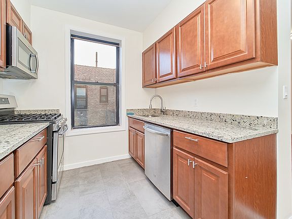 2nd image of 631 W 207th St APT 59