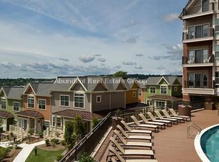 4116 Symmes Cir, Arlington, MA 02474