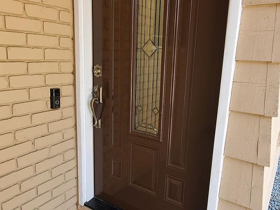 3rd image of 3043 Rossmore Way
