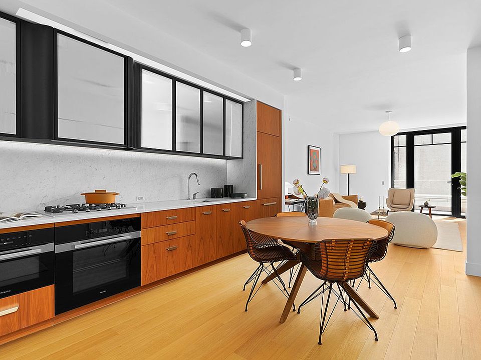 1st image of 110 Charlton St APT 5F