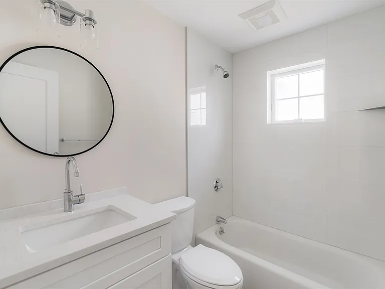 121 Fayette St #B — Photo 10