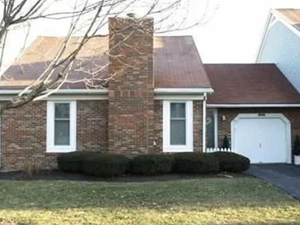 5848 Parkbridge Ln, Dublin, OH 43016