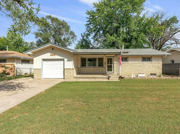 1440 N Kokomo Ave, Derby, KS 67037