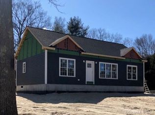 35 Waterman St, Killingly, CT 06239