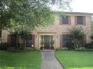 15330 La Mancha Dr, Houston, TX 77083