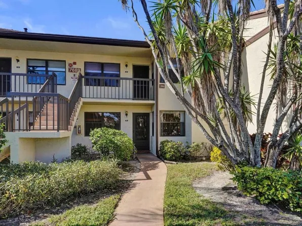 7689 Tahiti Lane #104, Lake Worth, FL 33467