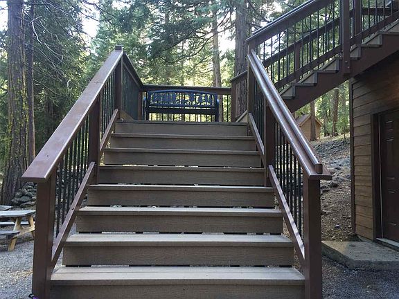 2nd image of 19489 Summit Dr