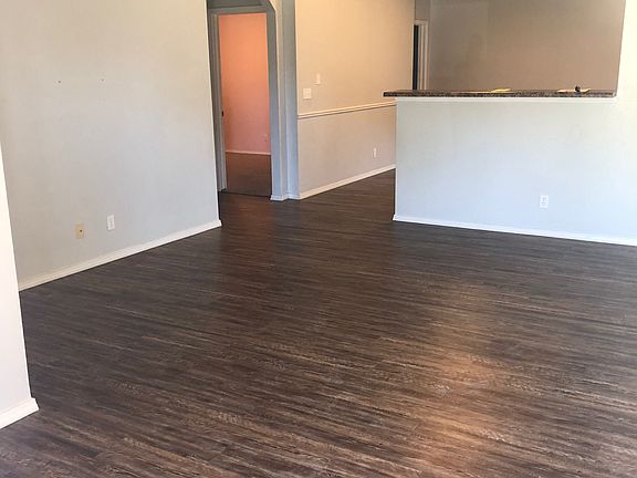 2nd image of 38 Fairlane Ct