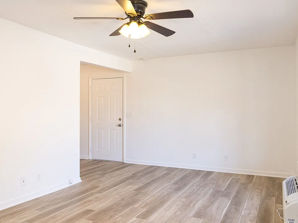 4296 Byrnewood Village Cir #4