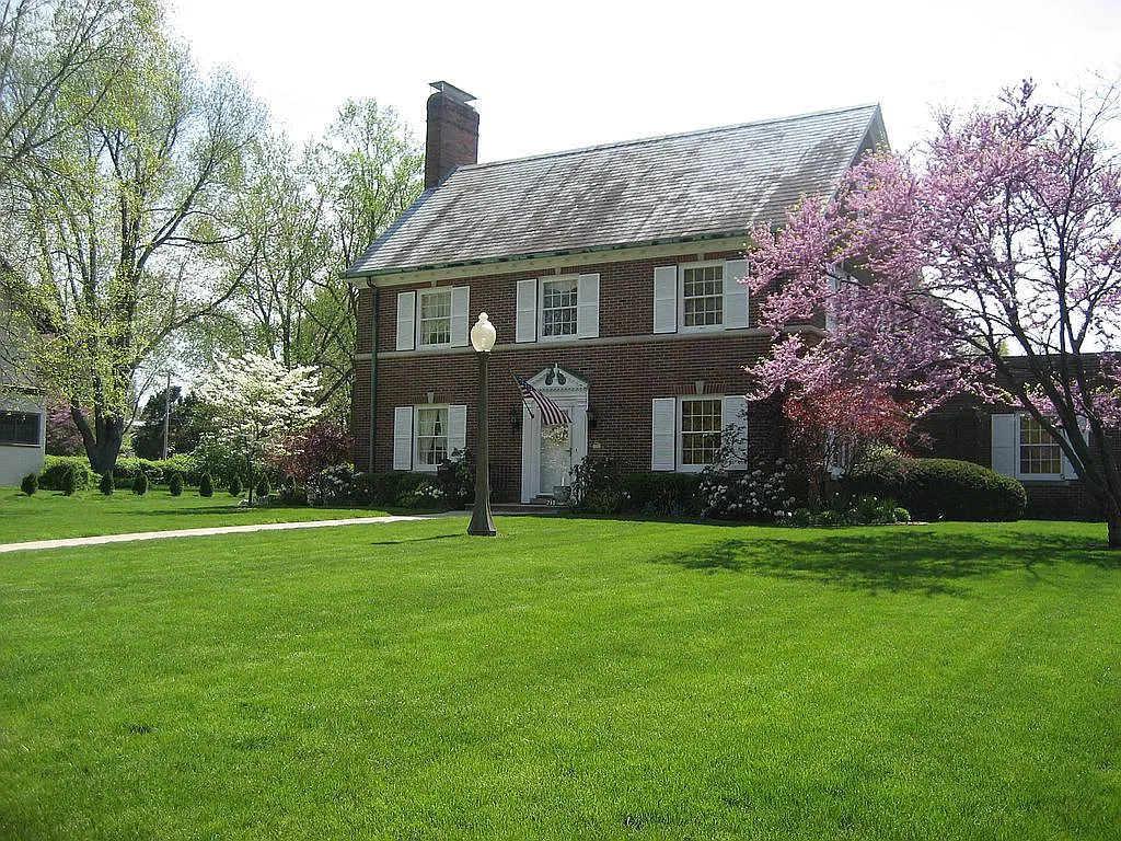 Property main image